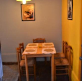 Thorey-sur-Ouche Apartment | Auberge du Pont d'Ouche