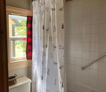 Saint-Jacques Hotel | Auberge MicKy Inc