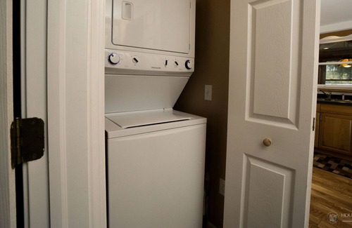 Honeoye Cottage | August/Sept.specials on newly remodeled cottage with AC. May also book 2664590