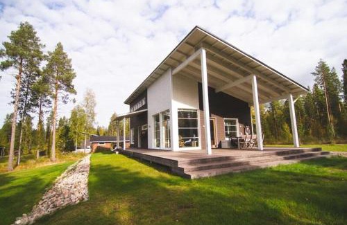 Kehys-Kainuu Villa | Auhon sarastus - Dream by a lake