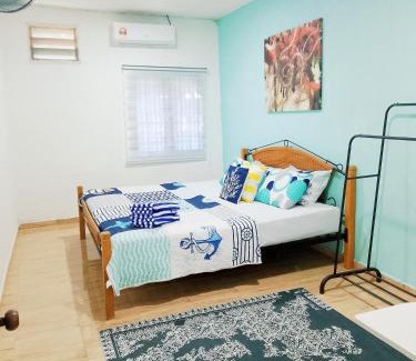 Langkawi House | Aura Bluewave Beach House and Mini Beach Cafe