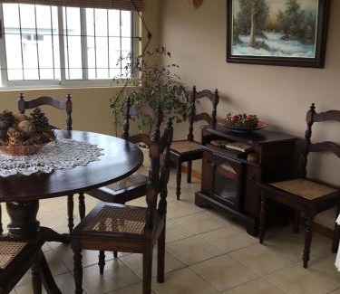 Souillac Apartment | Aurelia Lodge - Apartment with Terrace