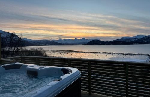 Balsfjord Apartment | Aurora panorama 2nd floor