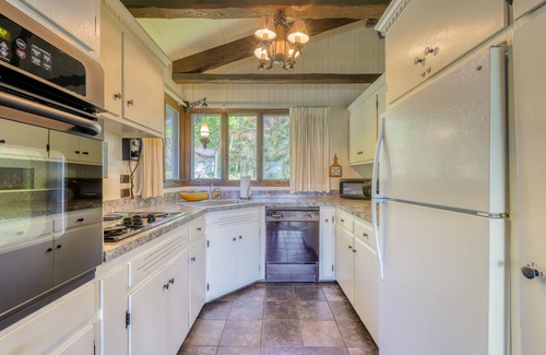 Franconia House | Austrian-style chalet w/ mountain views - close to Cannon Mountain skiing!