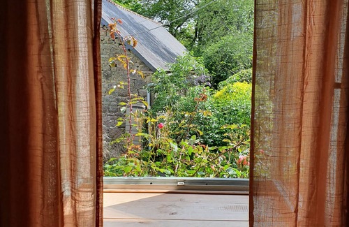 Lescouet-Gouarec House | Authentic, peaceful house in the heart of Brittany