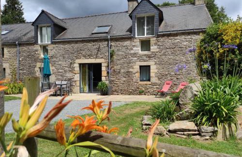 Pluherlin Bed & Breakfast | Aux Agapanthes