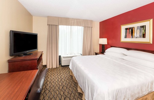Mehlville Hotel | Aviator Hotel & Suites South I-55, BW Signature Collection