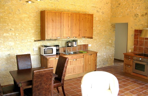 Saussignac House | Award winning luxury and eco-friendly Lodge on a organic vineyard