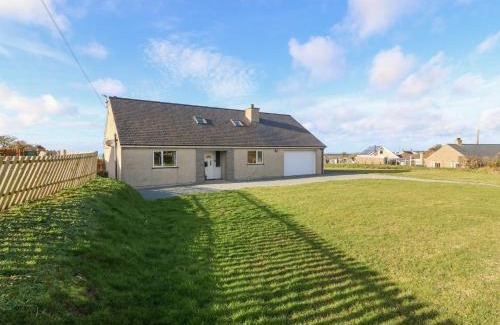 Rhoshirwaun House | Awel Y Grug