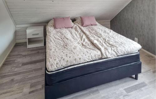 Mullsjo Municipality Apartment | Awesome Apartment In Mullsjö With Wifi