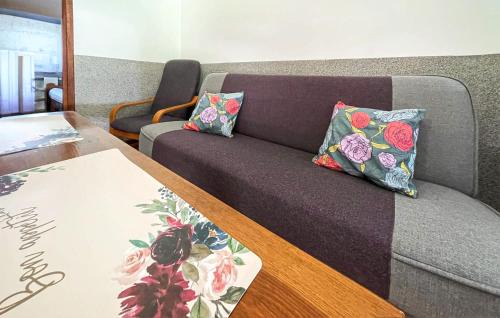 Barczewo Apartment | Awesome Apartment In Tumiany With Wifi