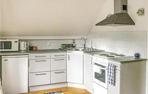 Vibble Apartment | Awesome Apartment In Ygne With Wifi