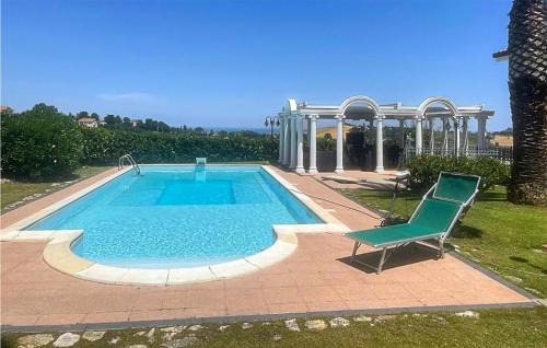 Trecastelli House | Awesome Home In Castel Colonna Di Mont