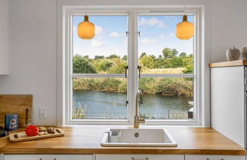 Øer Strand House | Awesome home in Ebeltoft