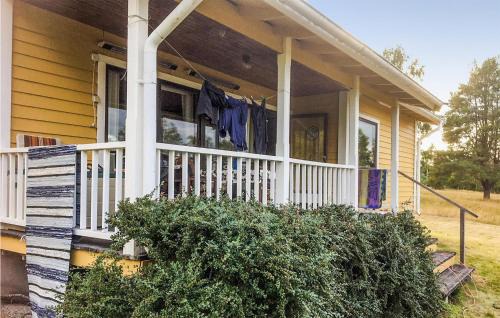 Uppvidinge House | Awesome Home In Lenhovda With Wifi