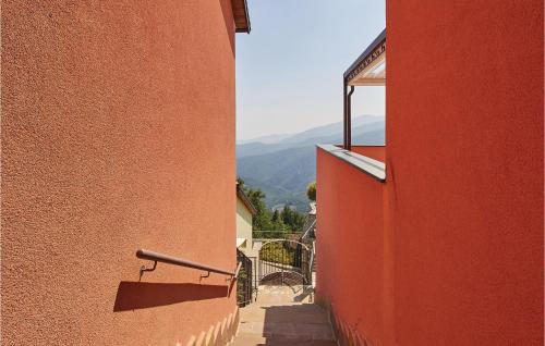 Magliolo House | Awesome Home In Magliolo With Kitchen