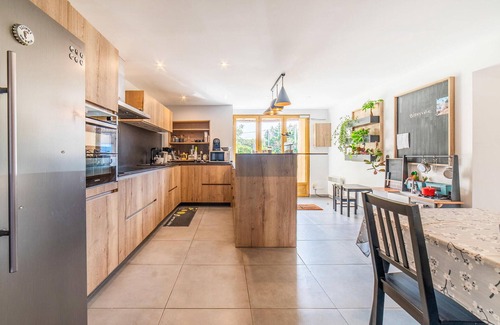 Pardailhan House | Awesome home in Pardailhan with kitchen