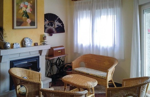 Portman House | Awesome home in Portman with kitchen