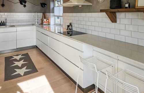 Sandvika House | Awesome home in Sandvika with WiFi