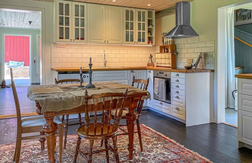 Seglora House | Awesome home in Seglora with WiFi