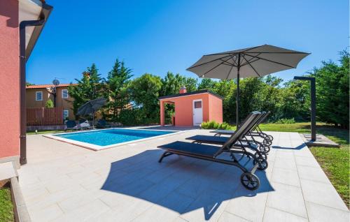 Viskovici House | Awesome Home In Sveti Lovrec Labinski