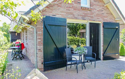 Udenhout House | Awesome Home In Udenhout With Wifi