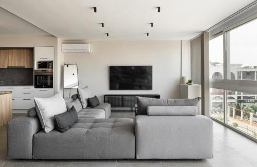 Ladadika Apartment | AZ premium suite- 106