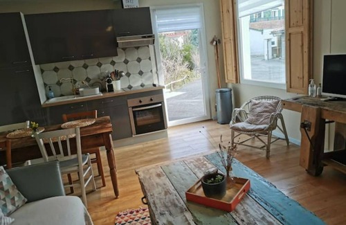 Ascain House | Azkendantza Logement &caravane Insolite,8'plage