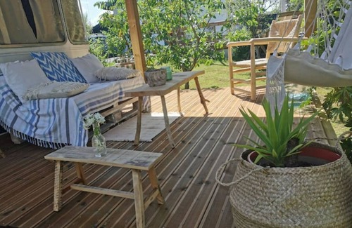 Ascain House | Azkendantza Logement &caravane Insolite,8'plage