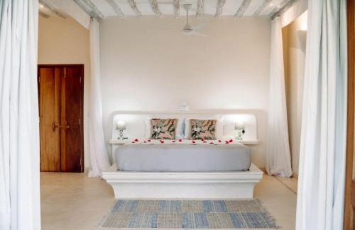 Watamu Villa | Azura - a brand NEW 4 bed villa with air con