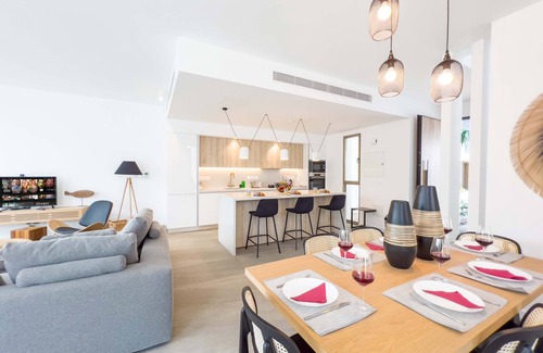 Kapparis Villa | Azure Seaview - Amber Villa - Stunning Seaview Stay