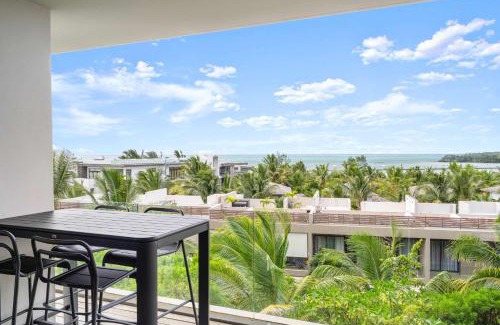 Roches Noires Apartment | Azuri by Sealodge - Amazing Seaview Apartment