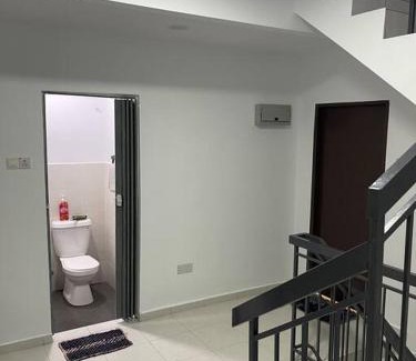 Rawang House | Azzahra Homestay Scientex Kundang Jaya