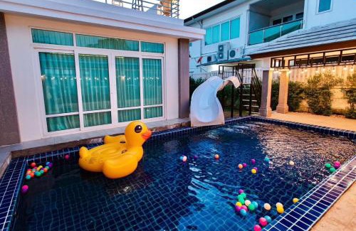 South Pattaya Villa | B&ampT see Breeze