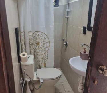 Petah Tikva Apartment | B&B Amit 18 minutes from the airport - אירוח כפרי עמית 18 דקות משדה תעופה