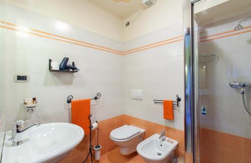 Ferrere Bed & Breakfast | B&B Castelvecchio