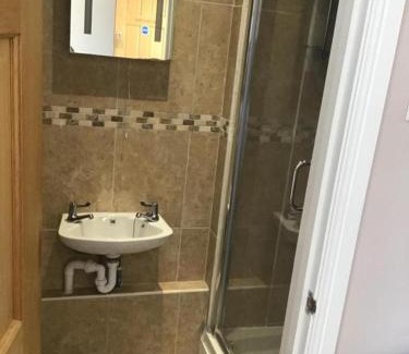 Broad Hinton Bed & Breakfast | B&B Dorwyn Manor