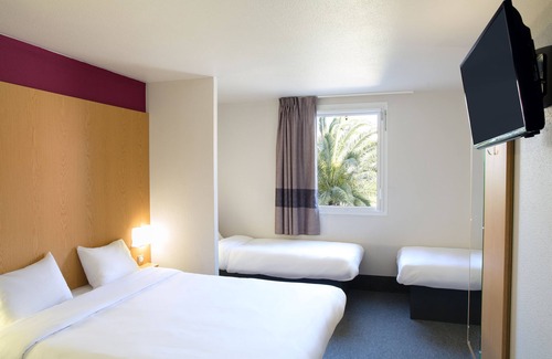 Port-de-Bouc Hotel | B&B HOTEL Martigues Port-de-Bouc