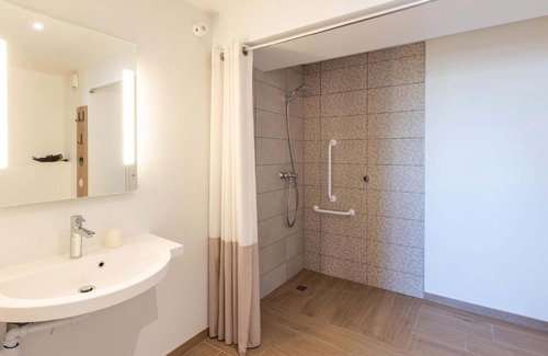 Matival Hotel | B&B HOTEL Rennes Parc Expo Aéroport