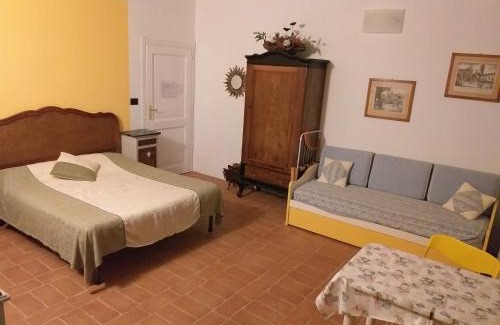 Castelnuovo don Bosco Bed & Breakfast | B&B Il vecchio pero
