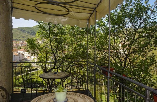 Brienza Bed & Breakfast | B&B La Voce del Fiume: room "Coral"