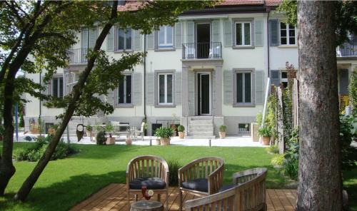 Basel Bed & Breakfast | B&B Laupenring, Basel