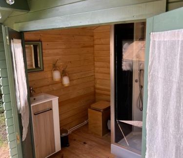 Loker Bed & Breakfast | B&B Le Manoir de la Douve