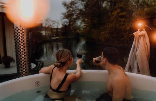 Dokkum House | B&B Oan't Wetter