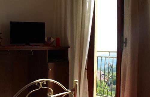 Castelsaraceno Bed & Breakfast | B&B Rosy Gallo