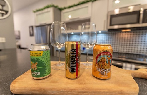 Old San Juan Apartment | B&W | 2BR, Near Beach, WIFI, A/C in Old San Juan