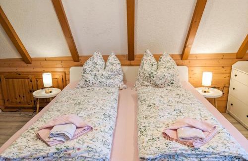 Lichtenhain Apartment | B8 Urlaubsmagie Bergsteigerwohnung mit Balkon mit Aussicht aufs Elbsandsteingebirge