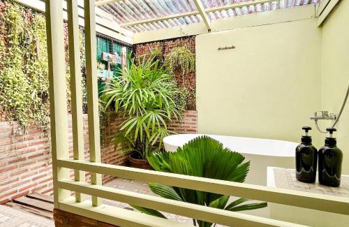 Ko Kood Resort | Baan Bua Cottage SHA EXTRA PLUS B5510