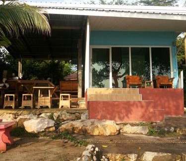 Kamphaeng Phet Hotel | Baan Din Baramee Resort