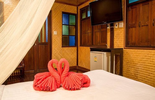 Amphawa House | BaanChompooAmphawa